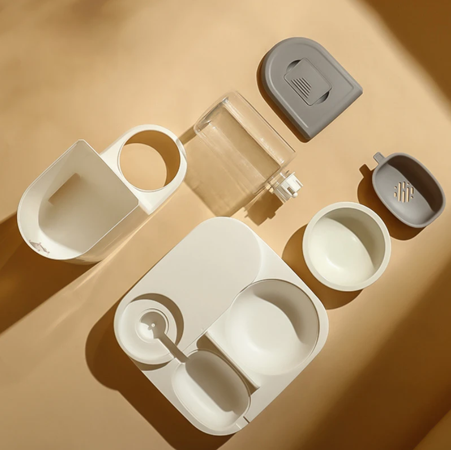9Lives' Pet Feeder