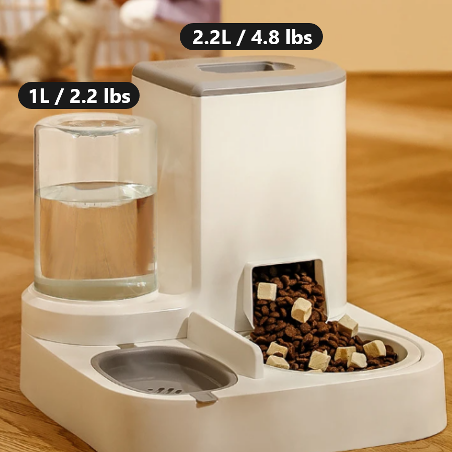9Lives' Pet Feeder